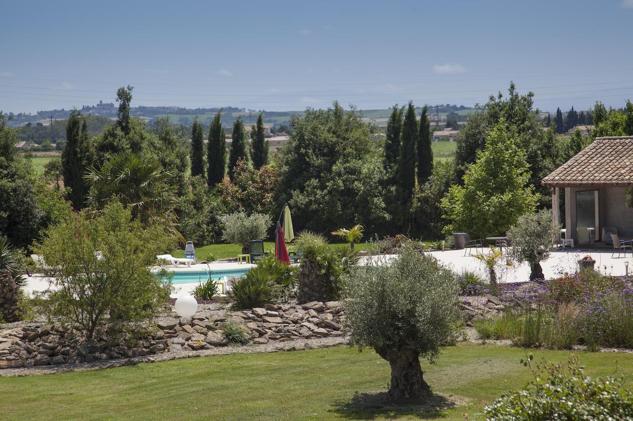 Bed and Breakfast Domaine Les Magasins Bram Екстер'єр фото